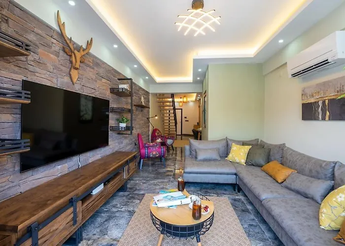 Sehir Merkezinde Lueks - Ocekhomes Adin * Фетхие