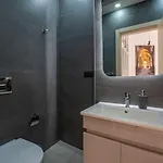 Apartment Sehir Merkezinde Lueks - Ocekhomes Adin