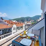 Apartment Sehir Merkezinde Lueks - Ocekhomes Adin *